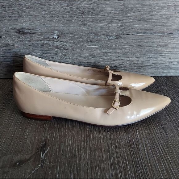 Cole Haan Women's Beige Patent Leather T-Strap Pointy Toe Loafers 8.5B - Picture 2 of 9